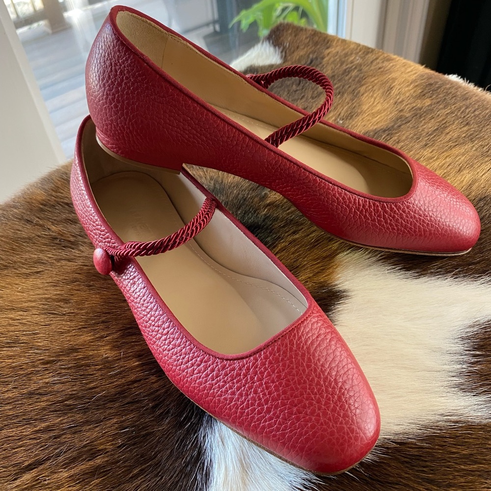 Lafayette 148 Adler Ballet Flat in Cherry  SZ 35